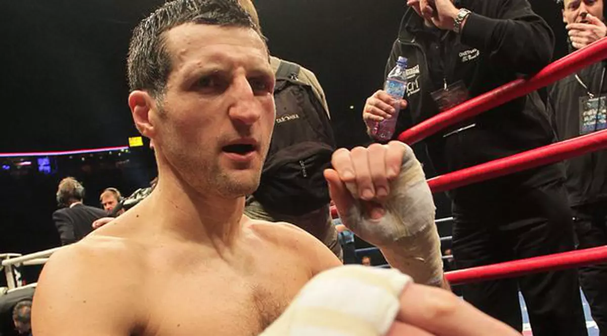 FROCH către BUTE: "NU ar fi o IDEE BUNĂ să-mi ceri REVANŞA. Tocmai te-am ZDROBIT şi în alt meci s-ar întâmpla la fel"