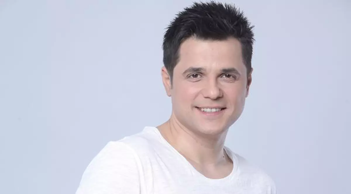 Cove: "Pe femeia iubita prefer s-o văd dezbrăcată decât cu haine scumpe pe ea"