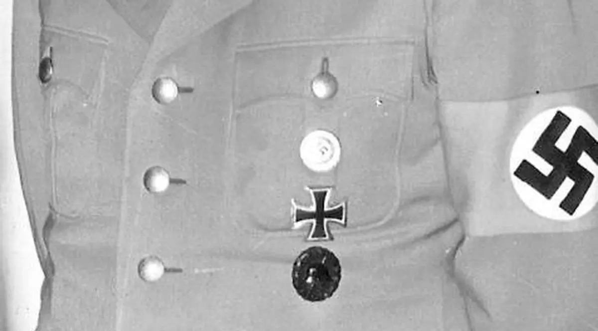 Adolf Hitler suferea de paranoia