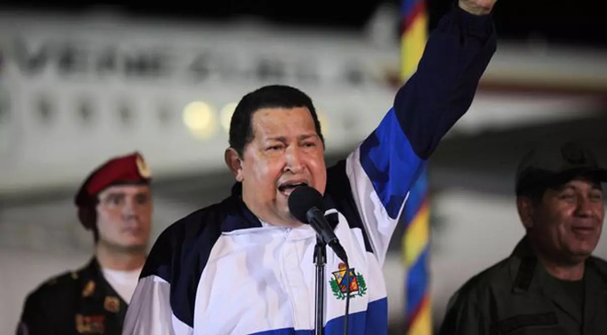 Hugo Chavez: "Am terminat cu succes radioterapia"