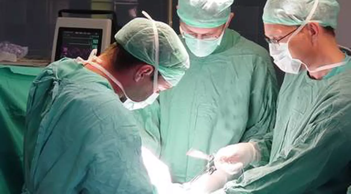 Chiar nimeni nu mai vrea să muncească aici? 12.000 de medici au fugit de România numai în ultimii 5 ani!