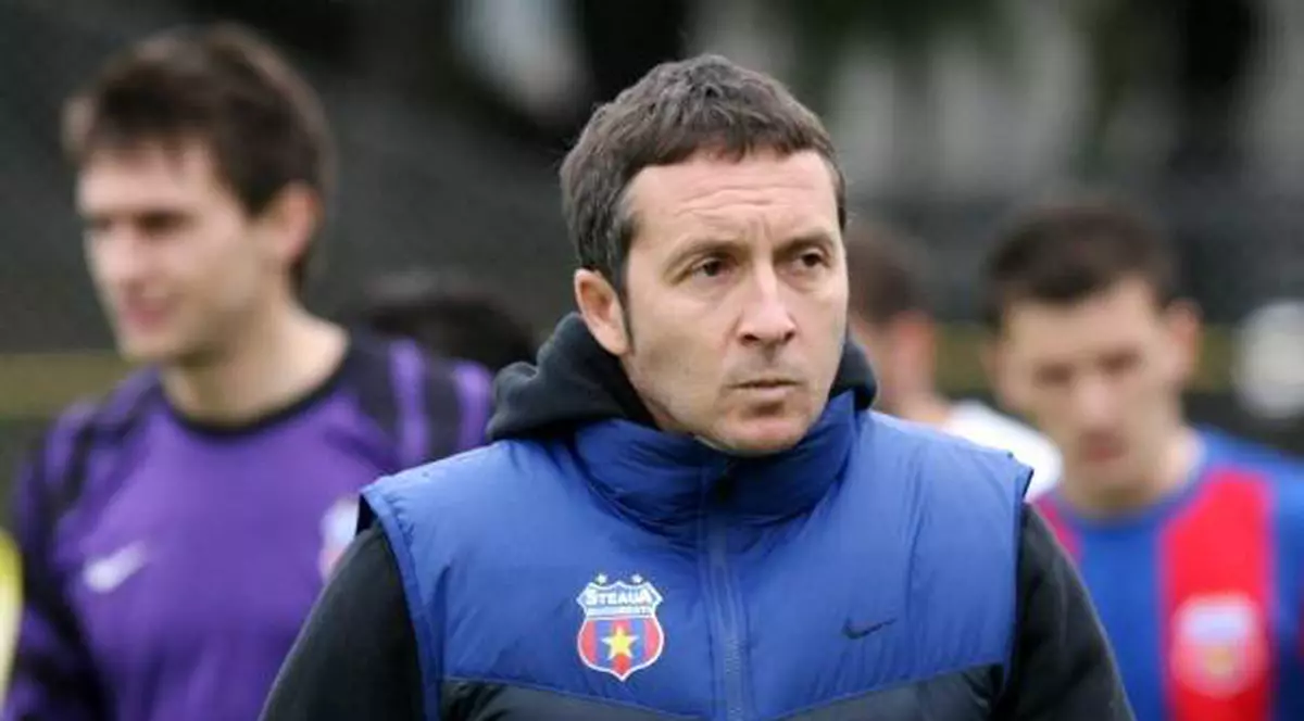 Mihai Stoica iubeşte câinii