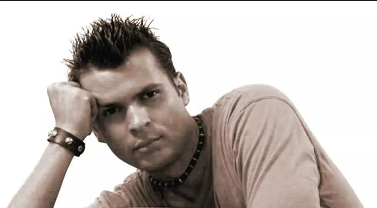 Bacio de la "Românii au Talent" va cânta pentru soţia lui Elvis Presley