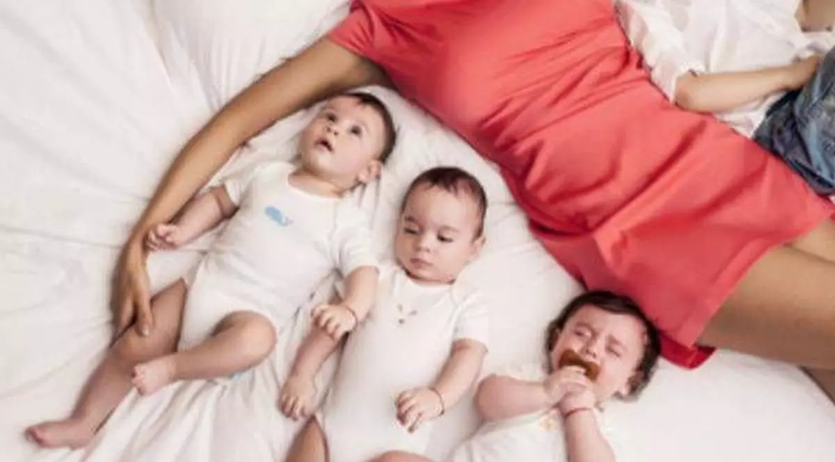 Nicoleta Luciu: "Nu sunt o mamă eroină! Am momente în care clachez și plâng într-un colț al casei!"