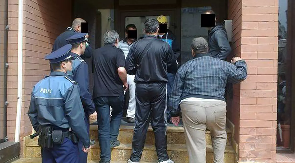 Poliţia, ÎN ALERTĂ în Centrul Istoric. Au apărut ŞUŢII