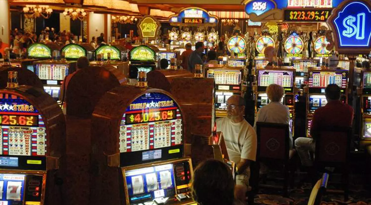 Jaf de 6000 de lei la o sală de jocuri de Iaşi