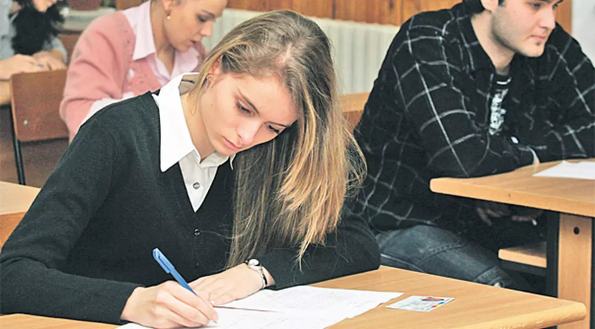 BAC&EVALUAREA NAŢIONALĂ 2012 | Iată cum se vor desfăşura testările pentru absolvenţii de gimnaziu şi de liceu