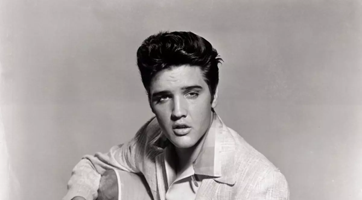 Fanii lui Elvis Presley, mai aproape de star! Pot cumpăra cripta în care a fost înmormântat artistul