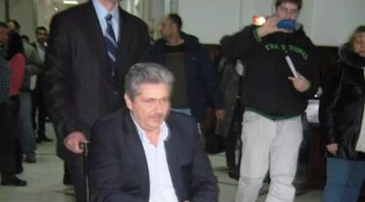 Vîntu: „Un ofiţer SRI mi-a oferit o casetă cu informaţii despre Sebastian Ghiţă