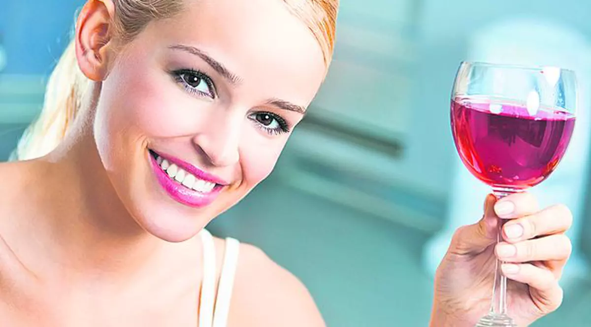 Citeşte aici cum să-ţi protejezi INIMA pe caniculă