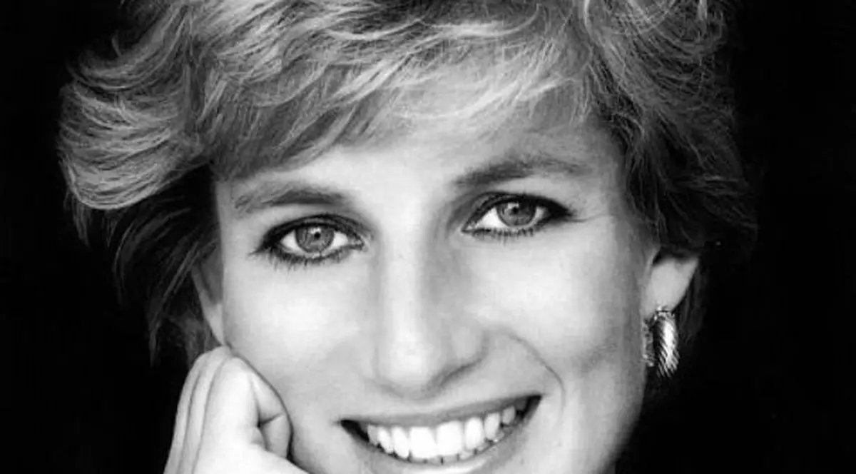 Lady Diana ar fi împlinit astăzi 51 de ani