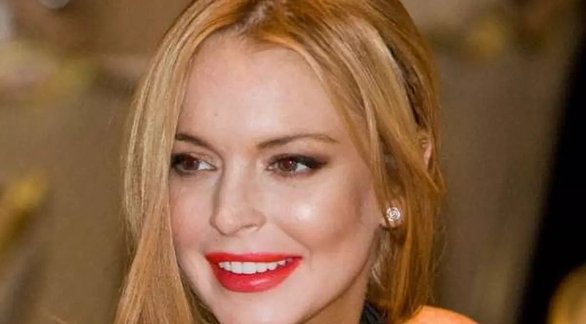 Lindsay Lohan, în spital după ce a avut accident de mașină