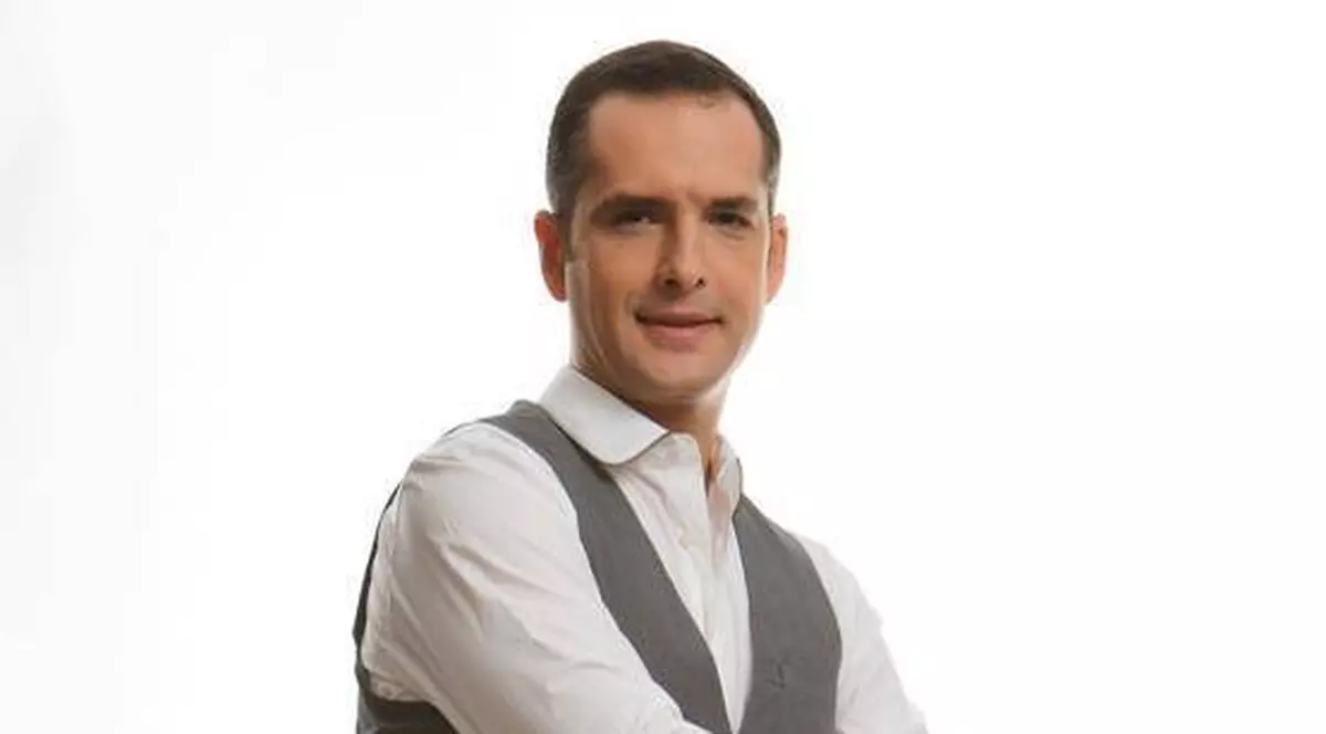 MĂDĂLIN IONESCU a spus ADIO emisiunii "Drept la ţintă". IMAGINI trăznite cu moderatorul de la KANAL D