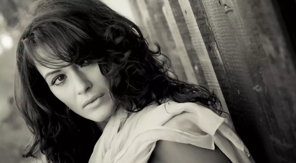 Anca Țurcașiu nu regretă că meseria a ținut-o departe de fiul ei: "Am lipsit pe bani din viața lui"