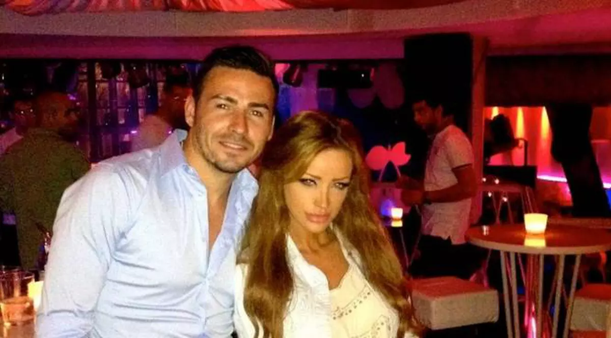 Bianca Drăguşanu: "Adi îşi doreşte o fetiţă cu mine. Dacă eram însărcinată ar fi îngenuncheat şi mi-ar fi sărutat burta"