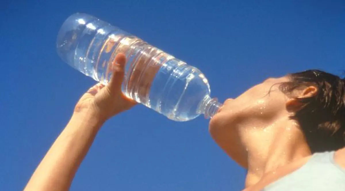 Efectele caniculei asupra fizicului și a psihicului. Vezi sfaturile medicilor!