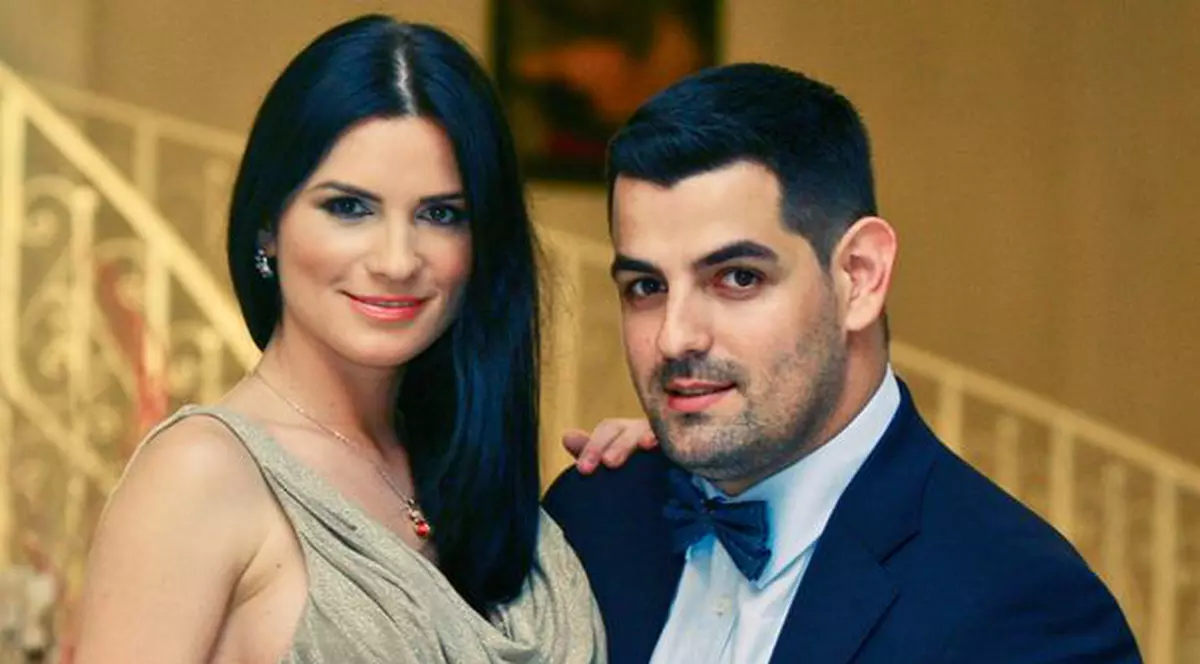 Ellie White va deveni mamă. Cântăreața este însărcinată în patru luni