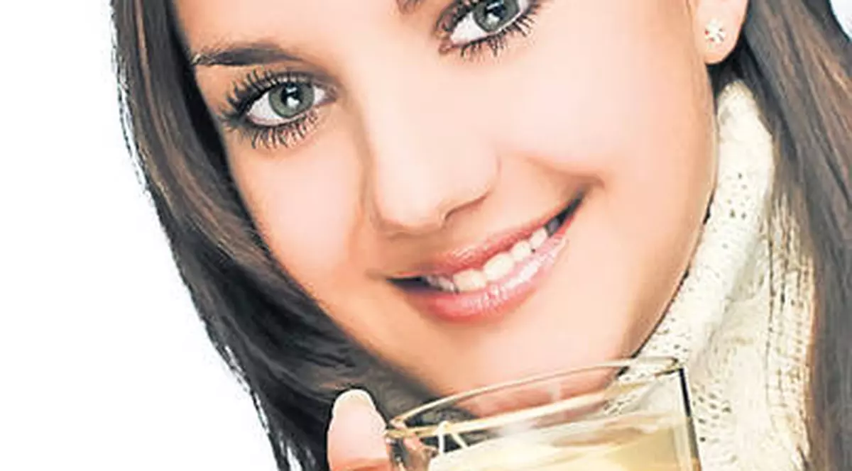 CANICULA te-a făcut ”legumă”? Iată cum poţi să-ţi revii