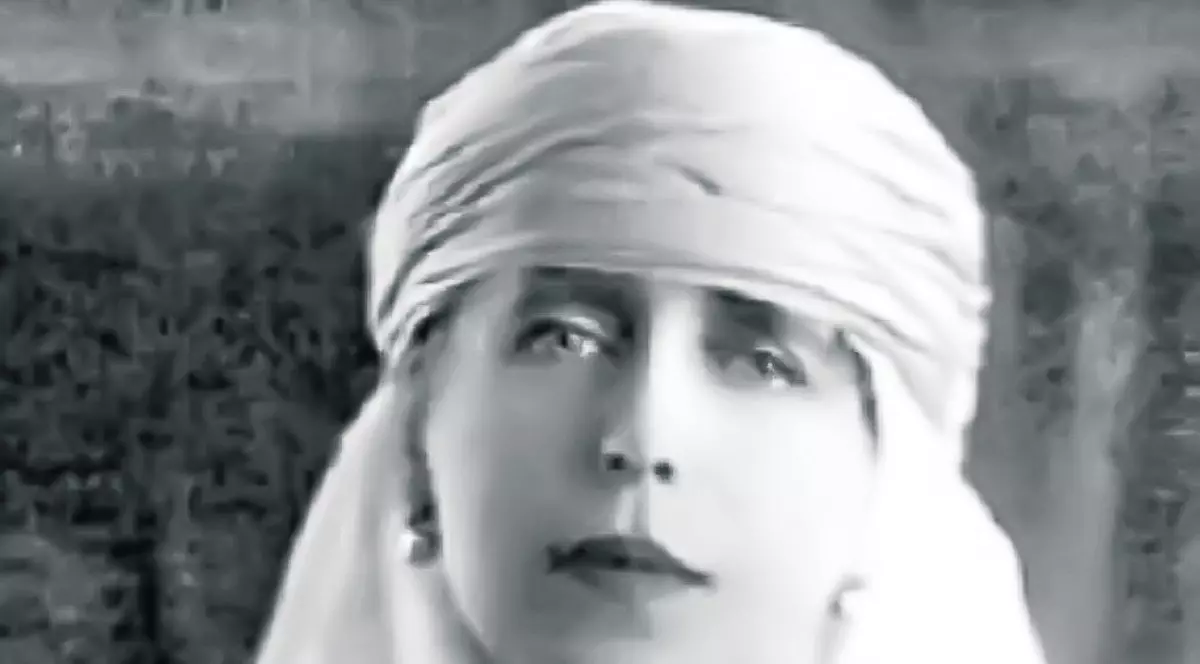 Cea care avea să devină figura reprezentativă a monarhiei din România a refuzat cererea în căsătorie a lui George al V-lea / Regina Maria putea fi soţia regelui Angliei!