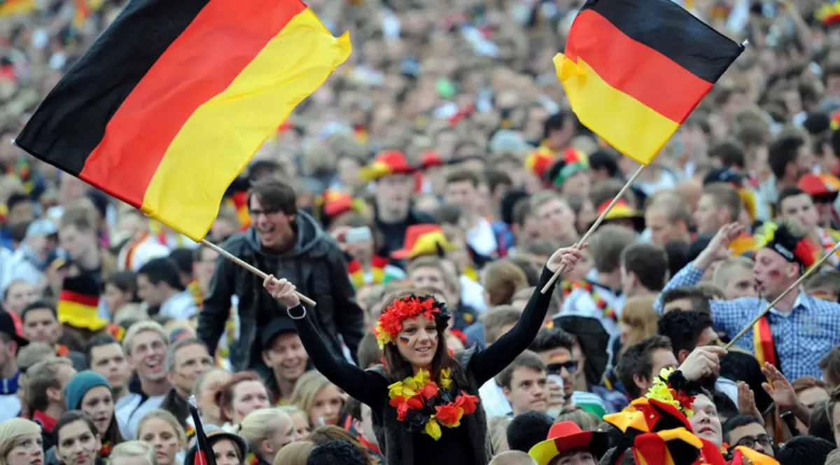 Germania e cea mai de succes reprezentativă din istoria CE, la care a participat fără întrerupere în ultimii 40 de ani