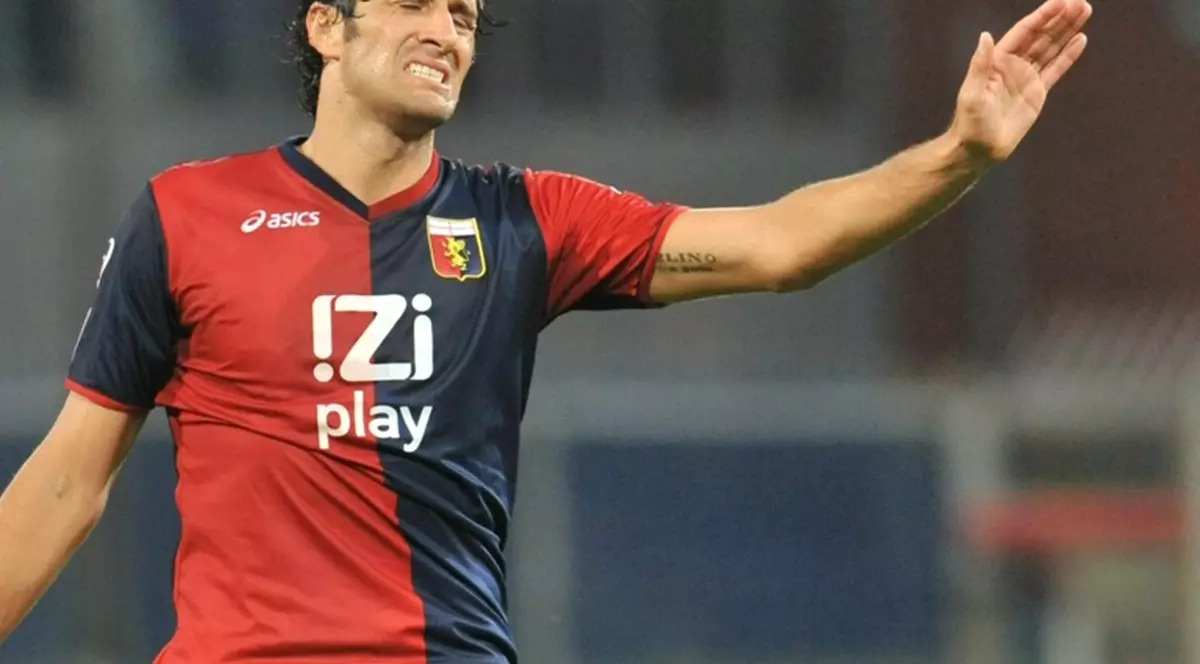 Fotbalistul italian Luca Toni, lovit de o mare TRAGEDIE! Iubita lui a născut un copil care a murit