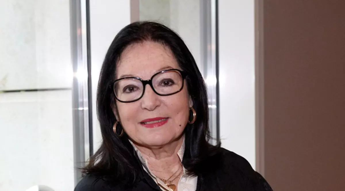 Drama unei cântăreţe! Nana Mouskouri: "Nimeni nu mai este interesat de ce fac"