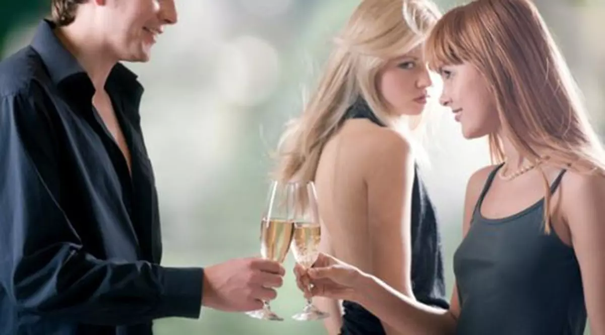 Cu ce fel de femeie ar putea să te înşele în funcţie de zodia lui