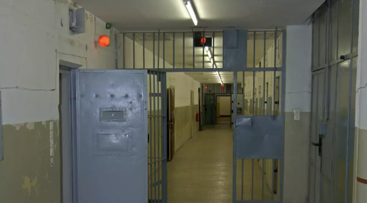 "E atât de bine, că nu vreau să mai ies!" Vezi ce viaţă duc unii în închisoare