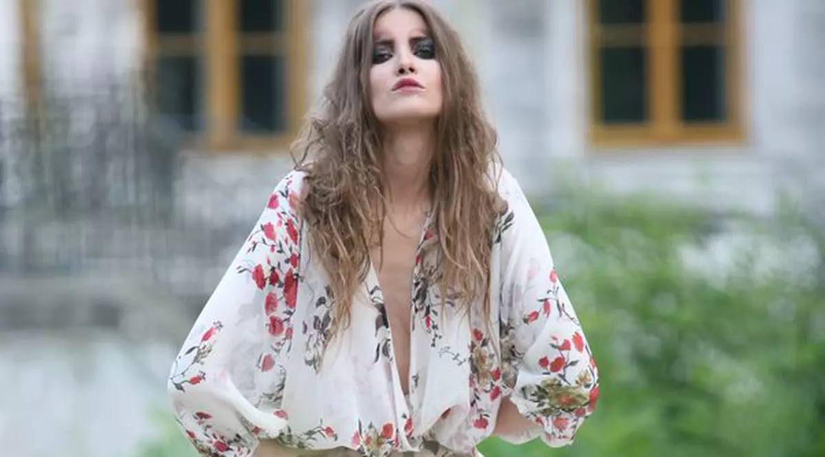 Iulia Albu: "Tentativa de sinucidere a lui Năstase, o poveste neverosimilă". Află de ce crede asta!