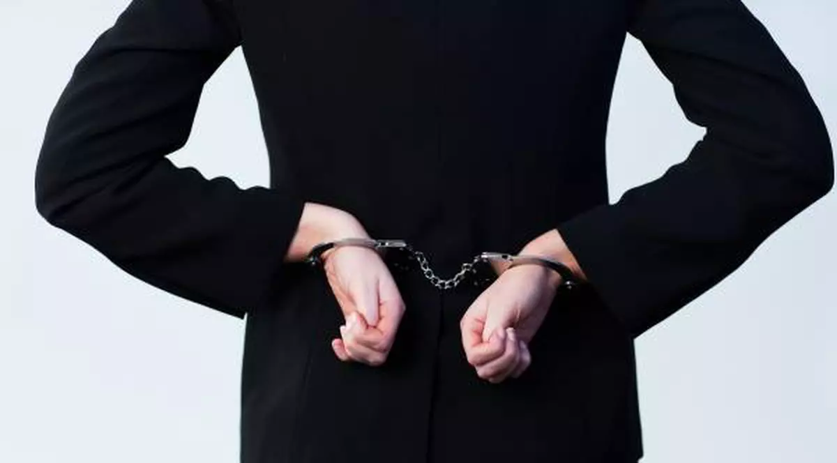 Judecătoarea şantajistă, profesoară de Drept! Universitatea a suspendat-o