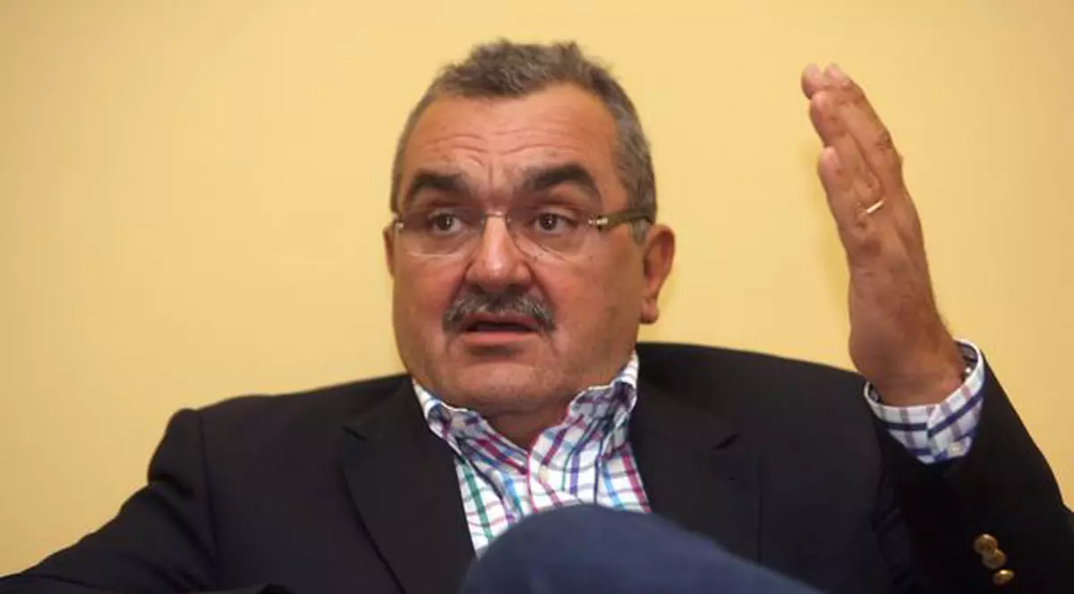 Miron Mitrea: "Năstase a cedat. Ar fi culmea cinismului ca Băsescu să-l graţieze"