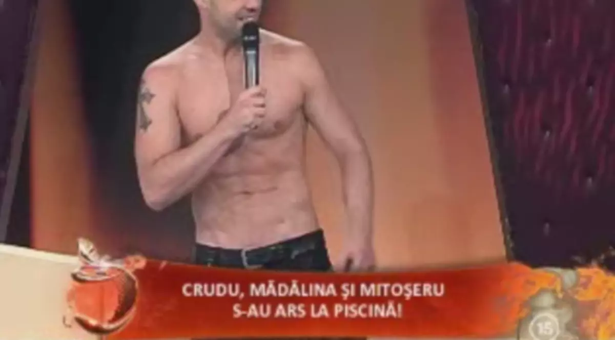 Mitoşeru s-a dezbrăcat la televizor!