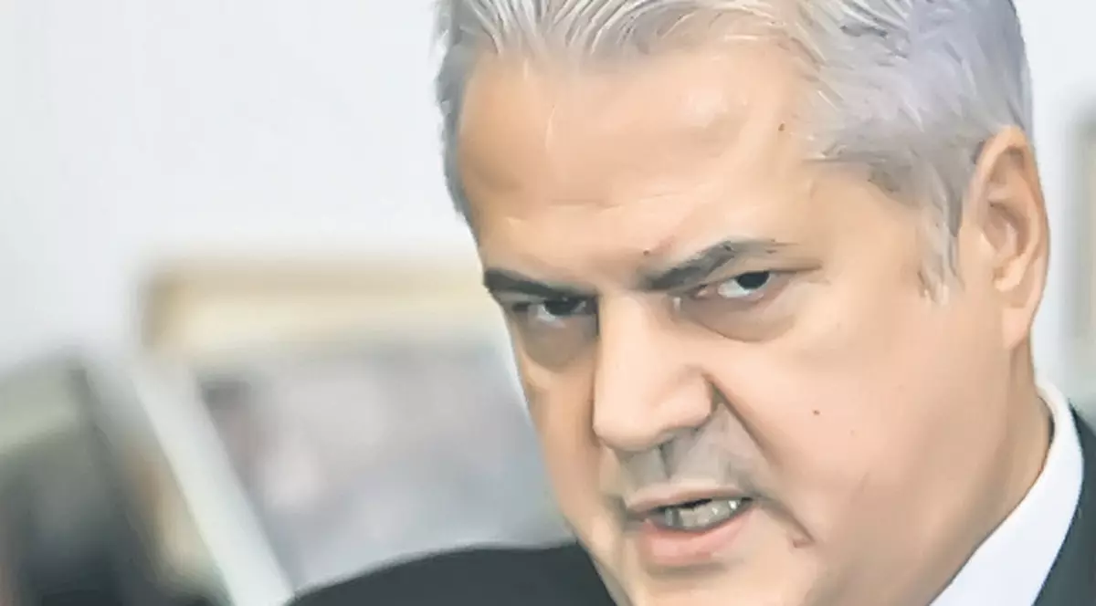 Ioana Maria Vlas, sfaturi pentru Adrian Năstase: "Ocupă-ţi mintea, scrie o carte. Aşa vei fi mai liber" | EXCLUSIV