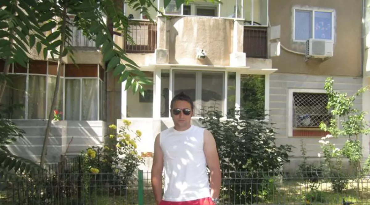 Iată ce mai face profu' care a provocat cutremur la cel mai de fiţe liceu din Bucureşti