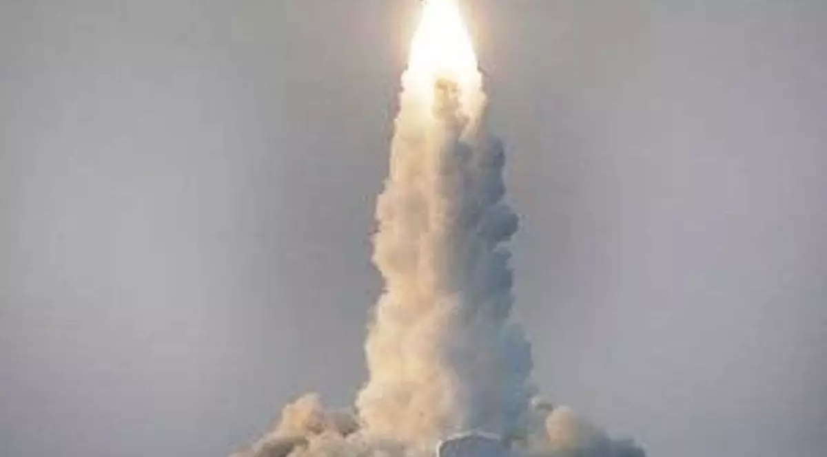 Chinezii trimit în spaţiu prima femeie cosmonaut! 