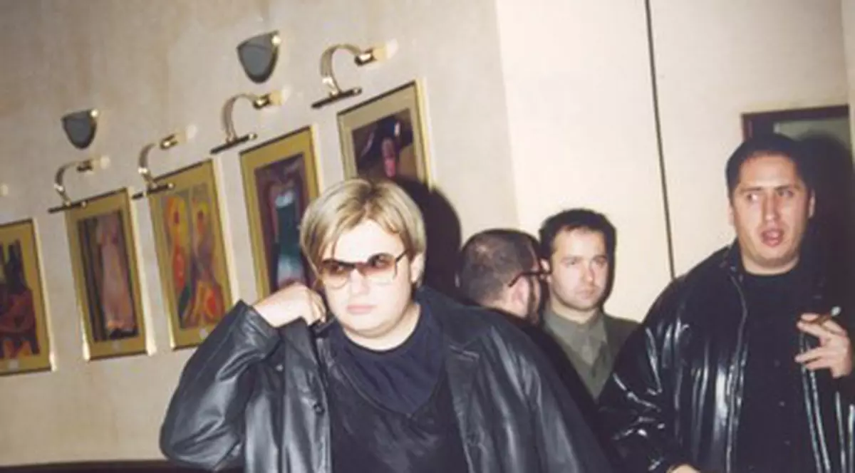 Designerul care şochează: Răzvan Ciobanu | Viaţa lui în imagini