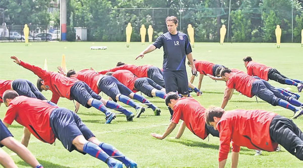 Steaua a început sezonul cu un egal în Austria