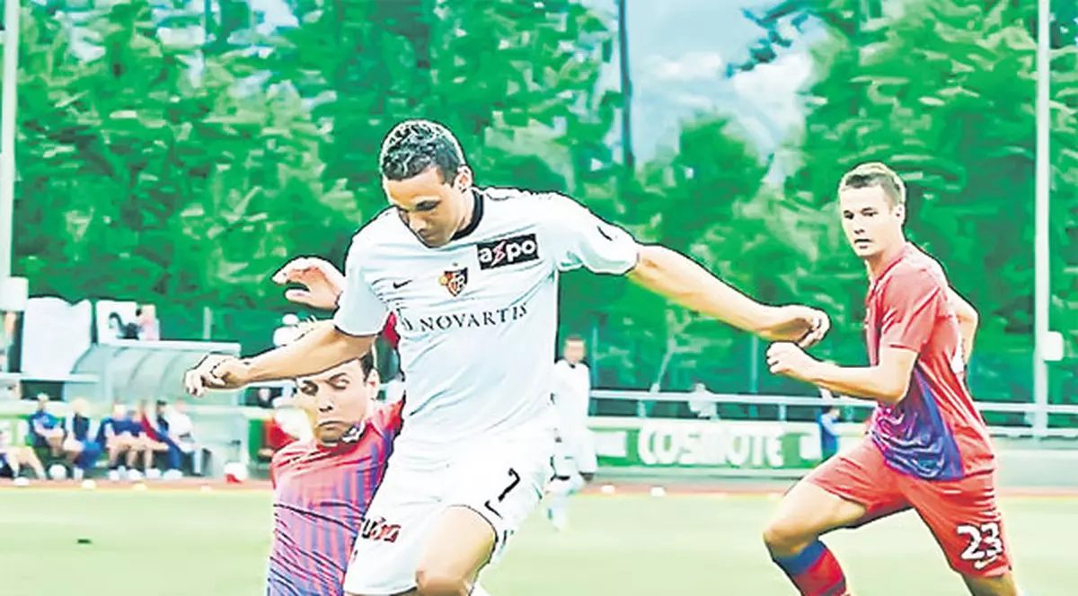 Steliştii, acuzaţi de orgie!