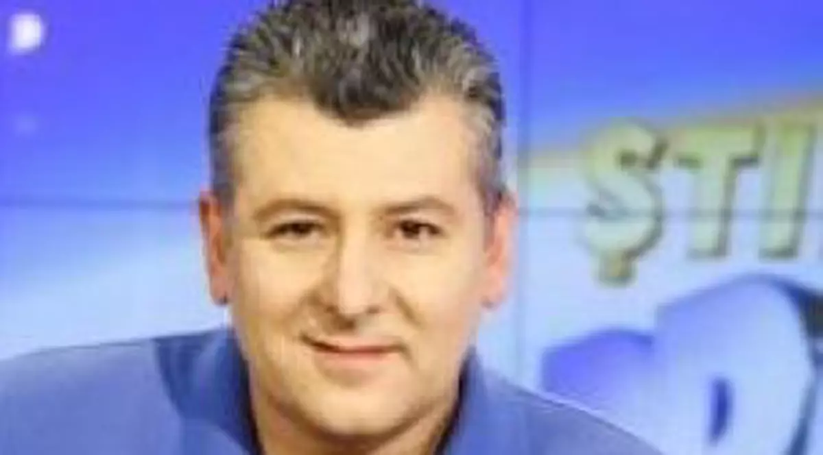 Cum să nu-ţi doreşti un soţ ca el? Mihai Dedu: "Tund iarba, strâng prin curte, pun murături..."