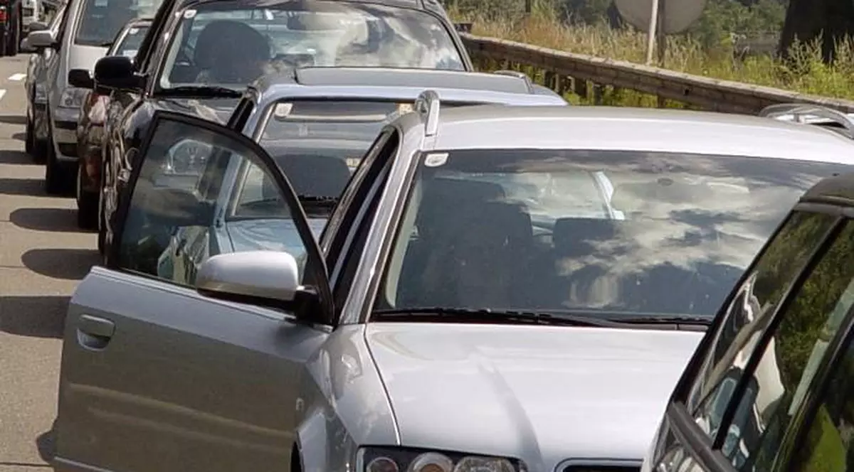 Trafic intens pe DN 1, spre Ploiești, între Predeal şi Sinaia