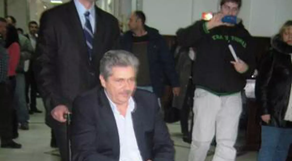 Procurorii cer 5 ani de puşcărie pentru Sorin Ovidiu Vîntu!