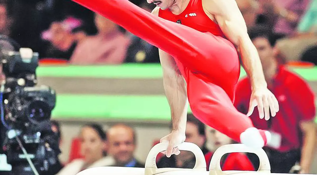 Marius Urzică, antrenor la lotul naţional, a fost exclus din delegaţia oficială care va face deplasarea la Olimpiada de la Londra