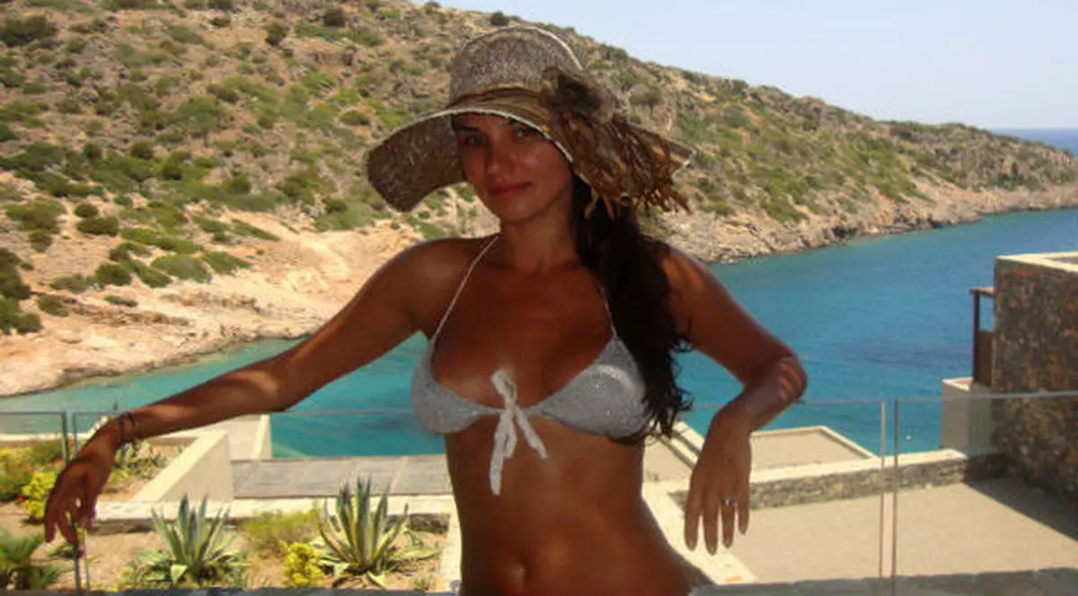 Mirela Stelea, vacanţă exclusivistă în Creta