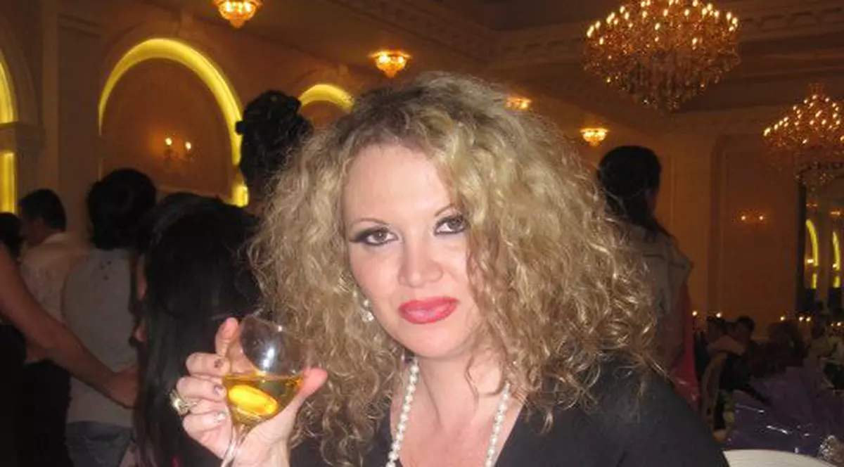 Oana Lis face orice pentru a slăbi: "Mestec mâncarea, apoi o scuip"