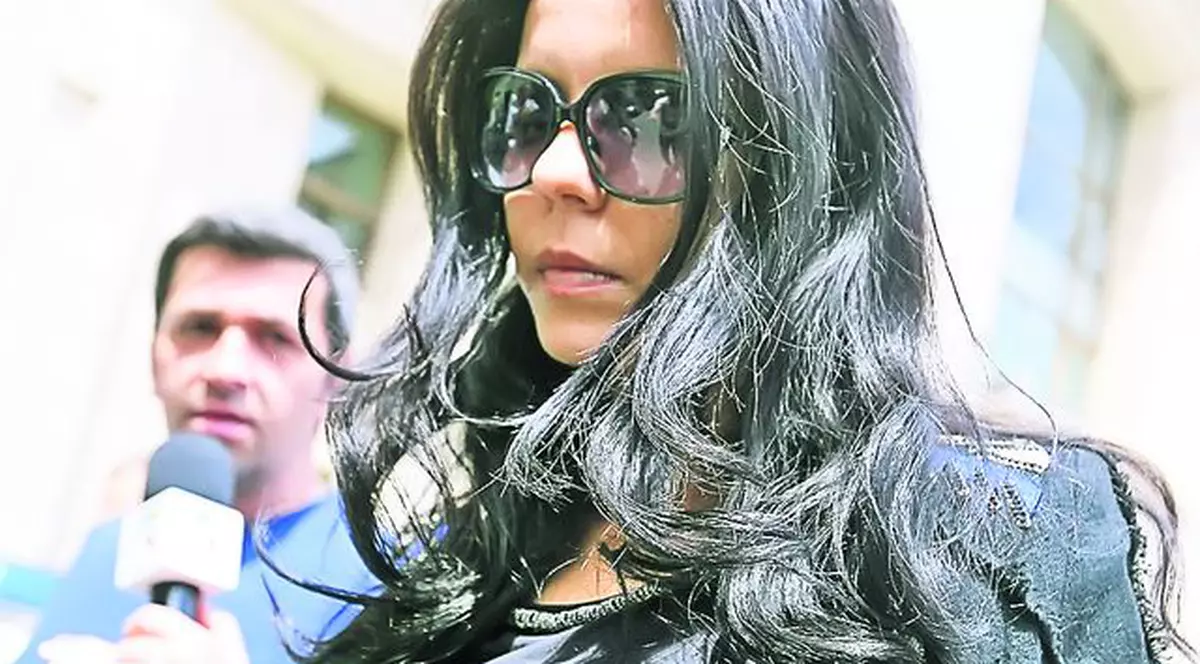 Andreea Marta îşi ţepuia «fetiţele»