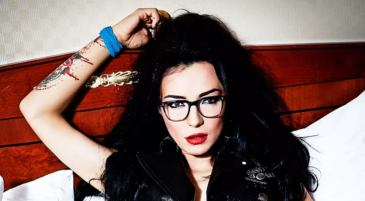 Află ce fel de bărbat ar putea-o cuceri pe DJ Wanda! 