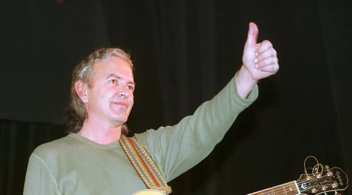 Ducu Bertzi face azi mare show, la Vama Veche 