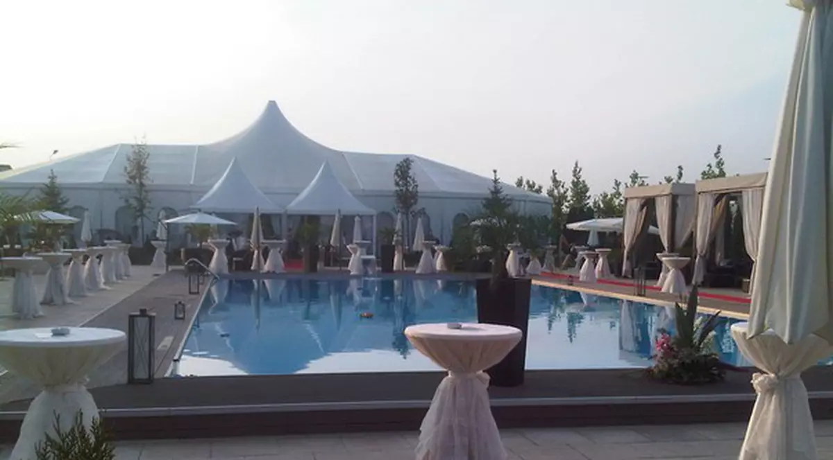 Uite în ce lux au petrecut invitații, la nunta Elenei Gheorghe! FOTO