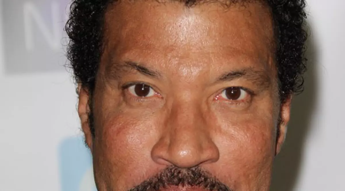 Lady Gaga, Rihanna sau Adele, UMILITE de un veteran al muzicii! Lionel Richie le-a dat clasă!