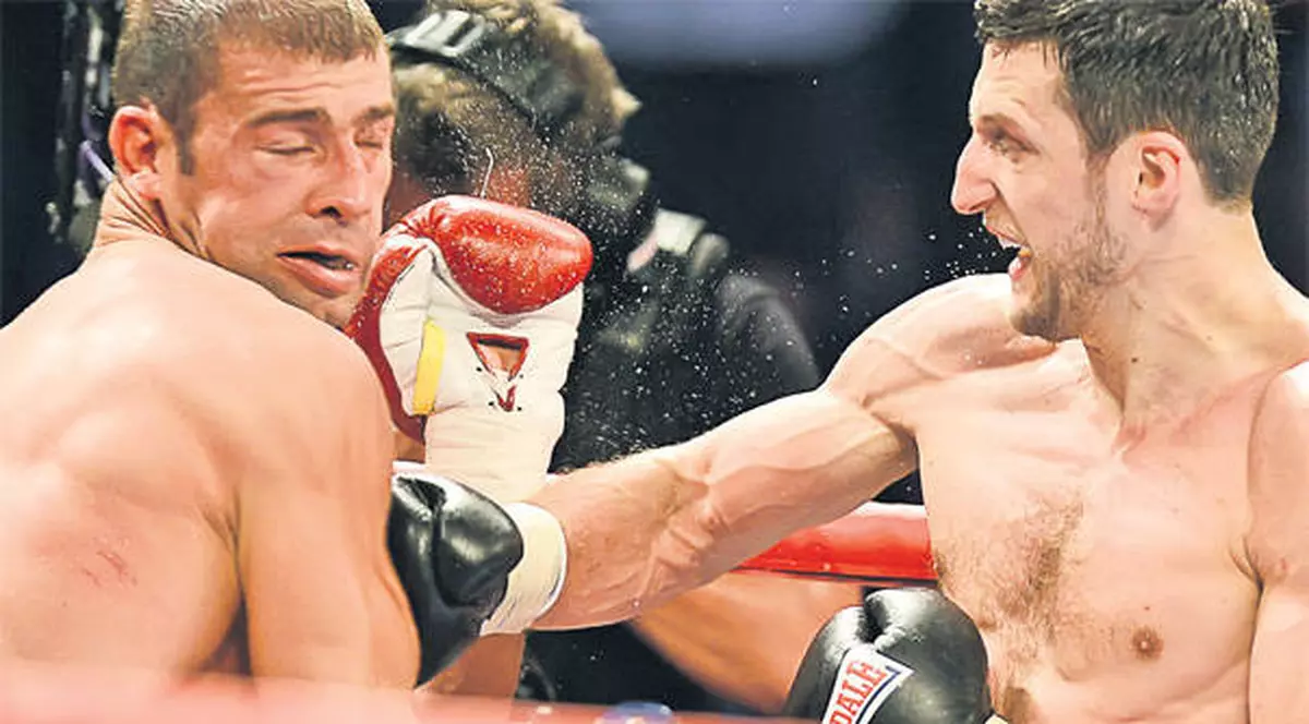 ATAC DUR al lui Froch: "Indiferent ce va face Bute acum, nu îl va lua nimeni în serios"